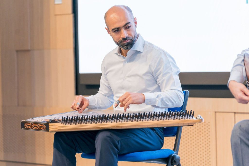 Taoufik Mirkhan, qanun